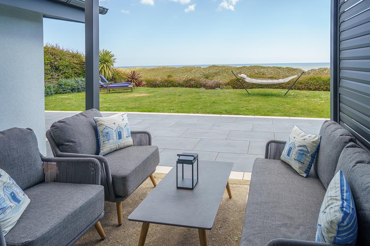 Beach House, Winterton Image_1 Beach House, Winterton Outside Seating
